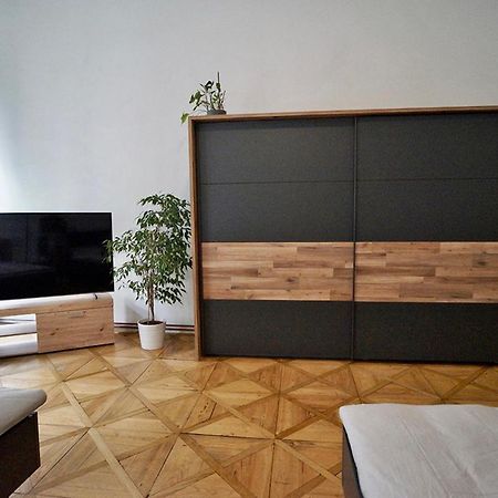Truhlarska 4 Apartment Prag Exteriör bild