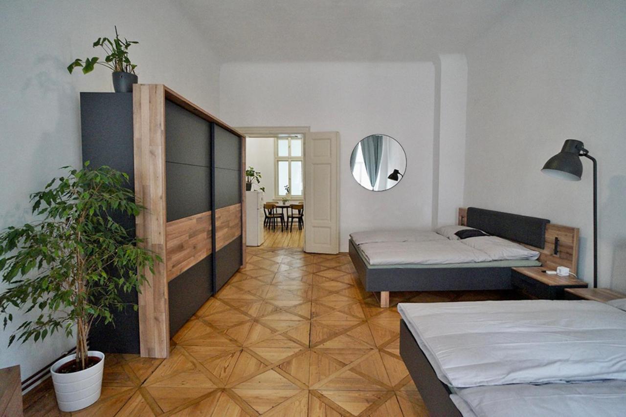 Truhlarska 4 Apartment Prag Exteriör bild