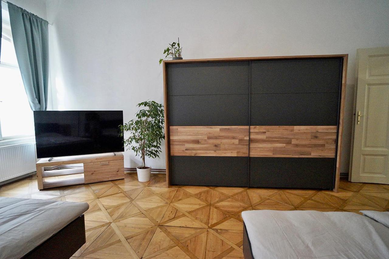 Truhlarska 4 Apartment Prag Exteriör bild
